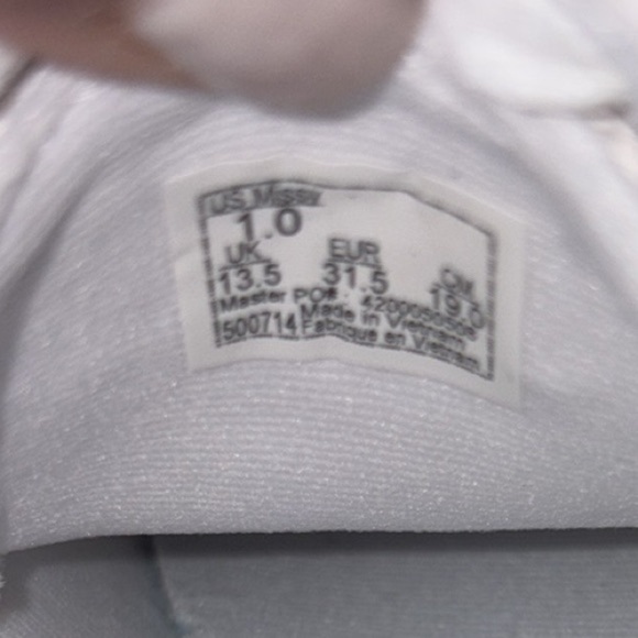 Vans NEW Ward Lace-up Sneaker Heart Tie Dye Size 1 Multi/White - Picture 13 of 13